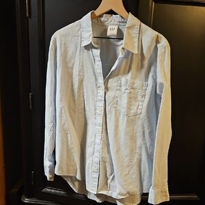 GAP Women's THE EASY SHIRT Casual Light Blue Button Down Shirt